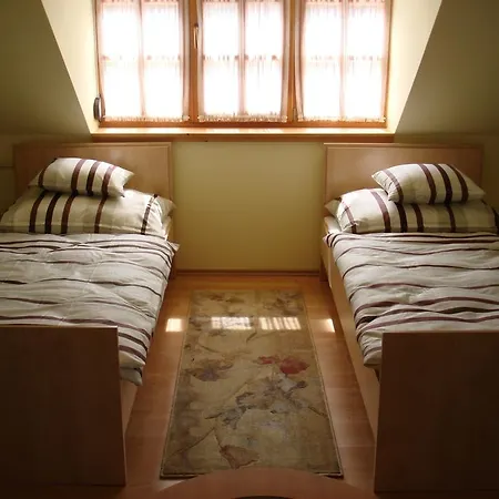 Hidasi Erdesz Vendeghaz B&B