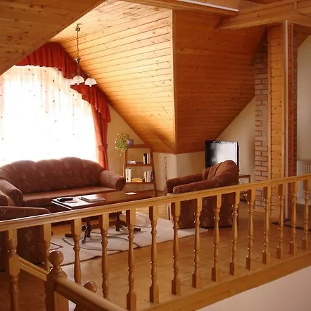 Hidasi Erdesz Vendeghaz B&B