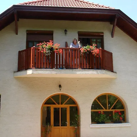 Hidasi Erdesz Vendeghaz B&B Mátraháza